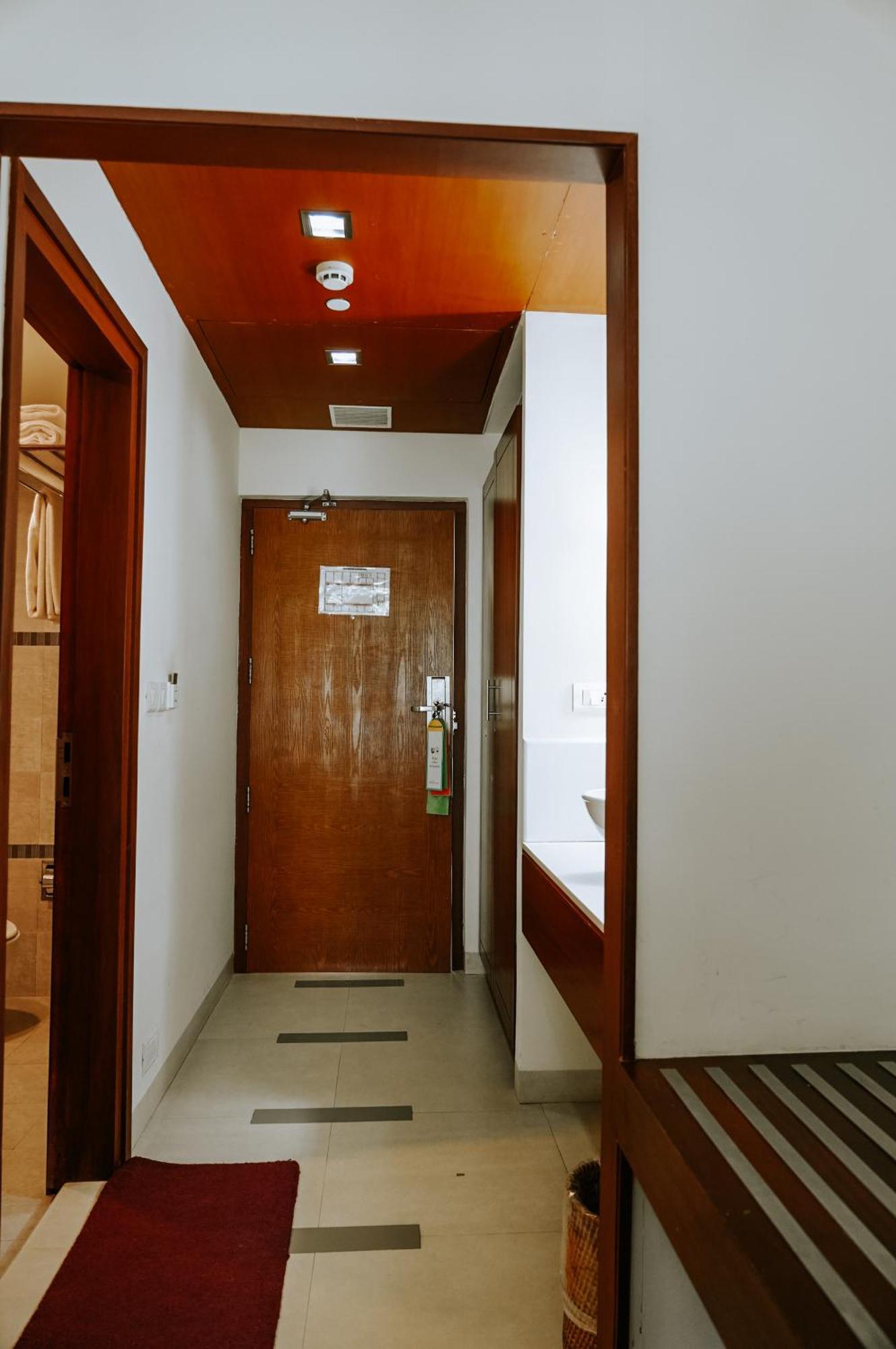 Hotel Devaragam By K P Namboodiri'S Ґуруваюр Екстер'єр фото